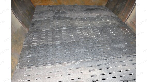 Колосниковая топка парового угольного котла 1200 кг пара в час